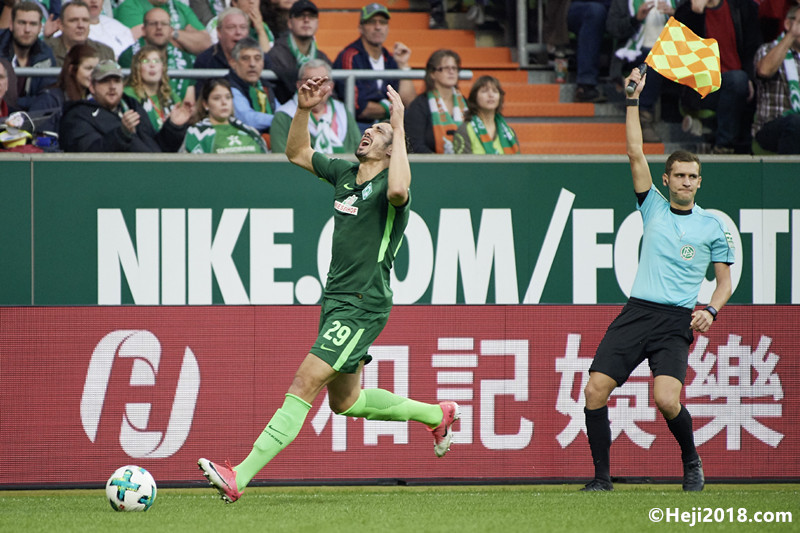 着这个内容 着这个内容